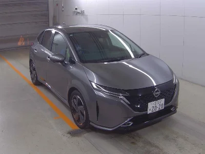 Nissan Aura