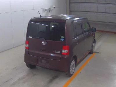 DAIHATSU MOVE CONTE