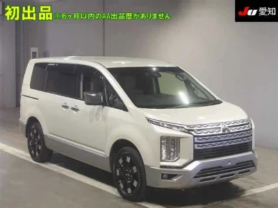 MITSUBISHI DELICA D5