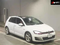 Цена авто Volkswagen Golf с аукционов Японии, номер кузова AUCHH, пробег 64 000, оценка 8