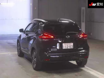 NISSAN KICKS