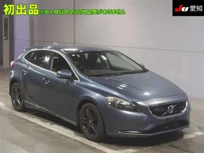 VOLVO V40