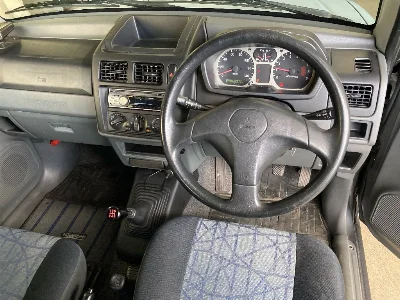 MITSUBISHI PAJERO MINI