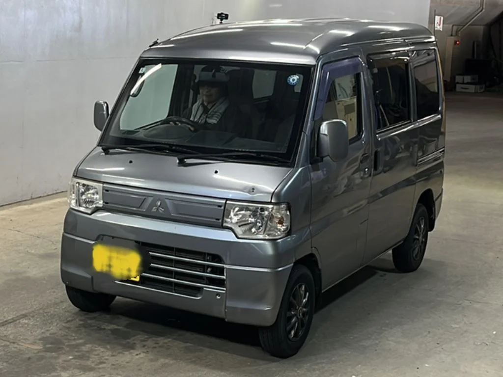 Mitsubishi Minicab  с аукциона в Японии