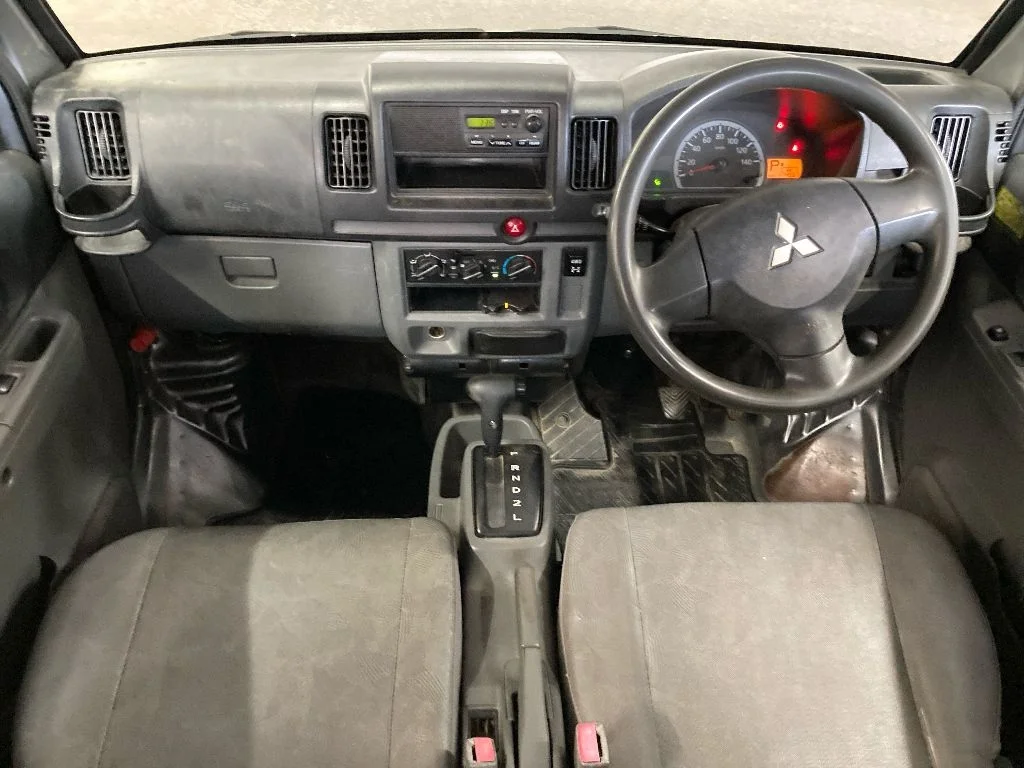 Mitsubishi Minicab  с аукциона в Японии
