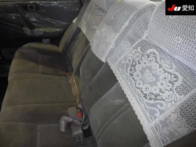 Toyota Crown  с аукциона в Японии