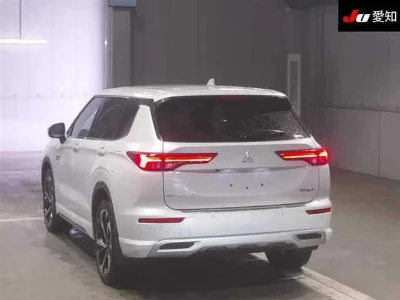 MITSUBISHI OUTLANDER PHEV