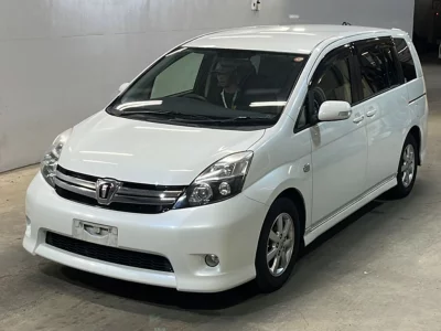 TOYOTA ISIS, 2012 — лот японского аукциона