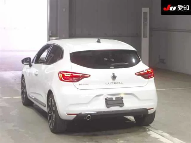 Renault Lutecia  с аукциона в Японии