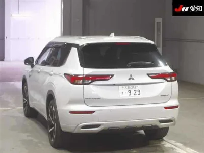 MITSUBISHI OUTLANDER PHEV