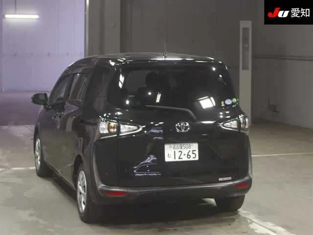 Toyota Sienta 2020