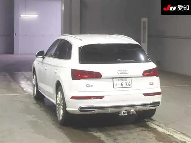 Audi Q5  с аукциона в Японии