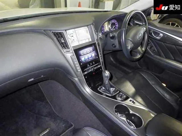 Nissan Skyline  с аукциона в Японии