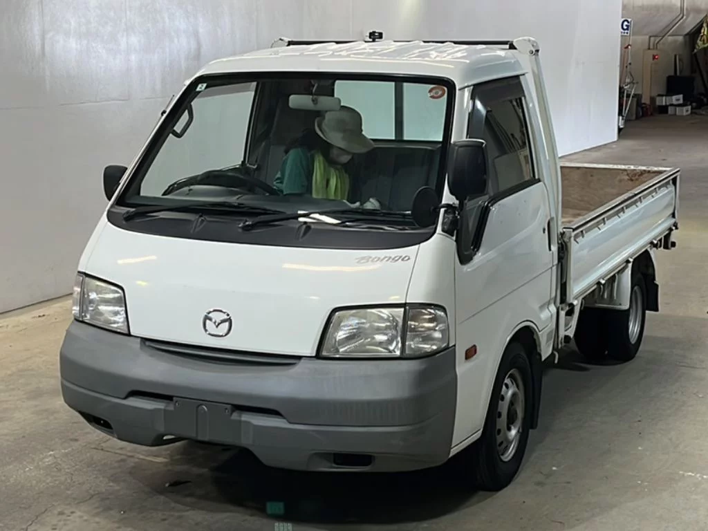 Mazda Bongo 2010