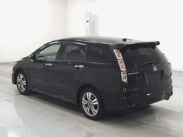 Honda Stream  с аукциона в Японии