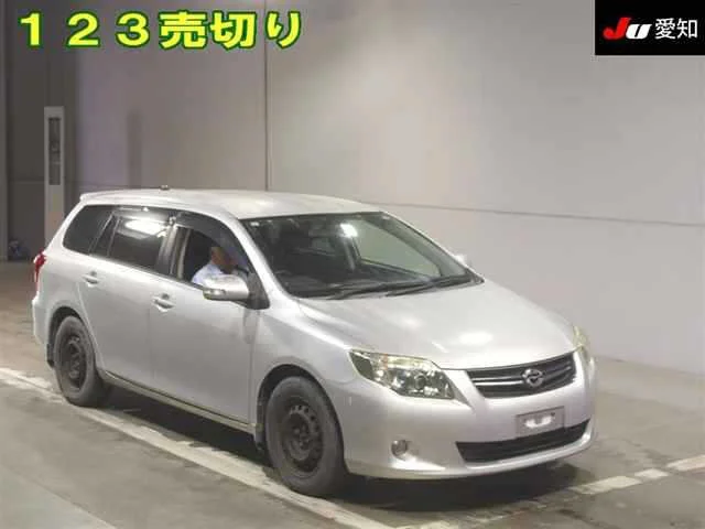 Toyota Corolla Fielder 2011