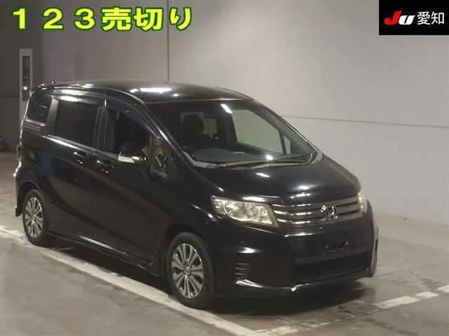 Honda Freed Spike 2014