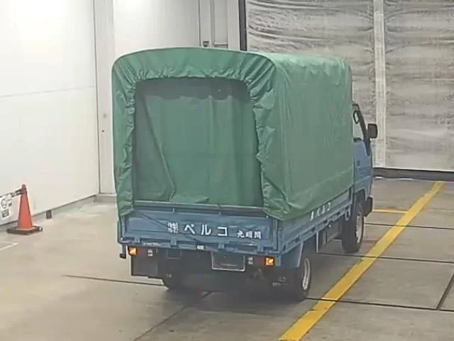 Toyota ToyoAce  с аукциона в Японии