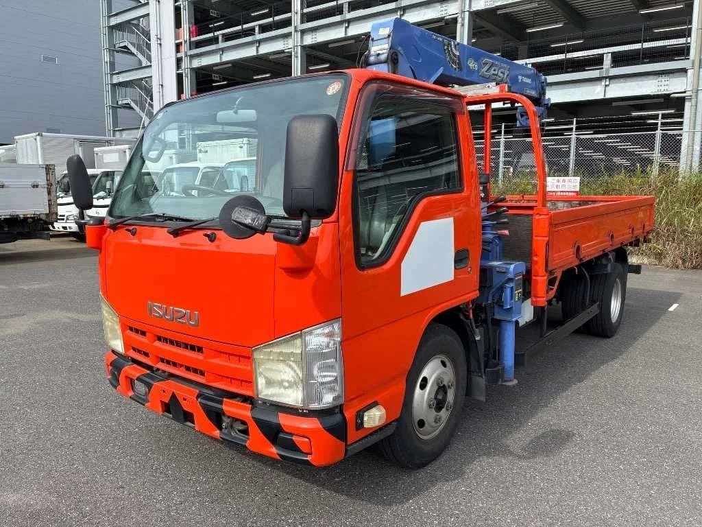 Isuzu Elf  с аукциона в Японии