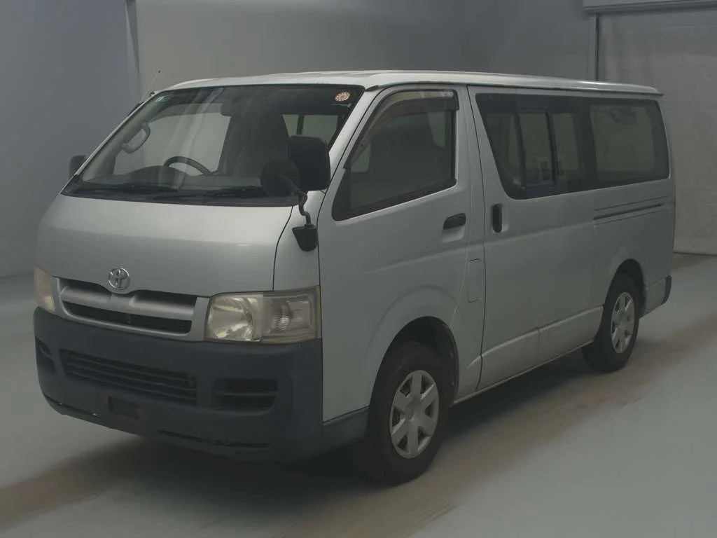 Toyota HiAce Van 2005