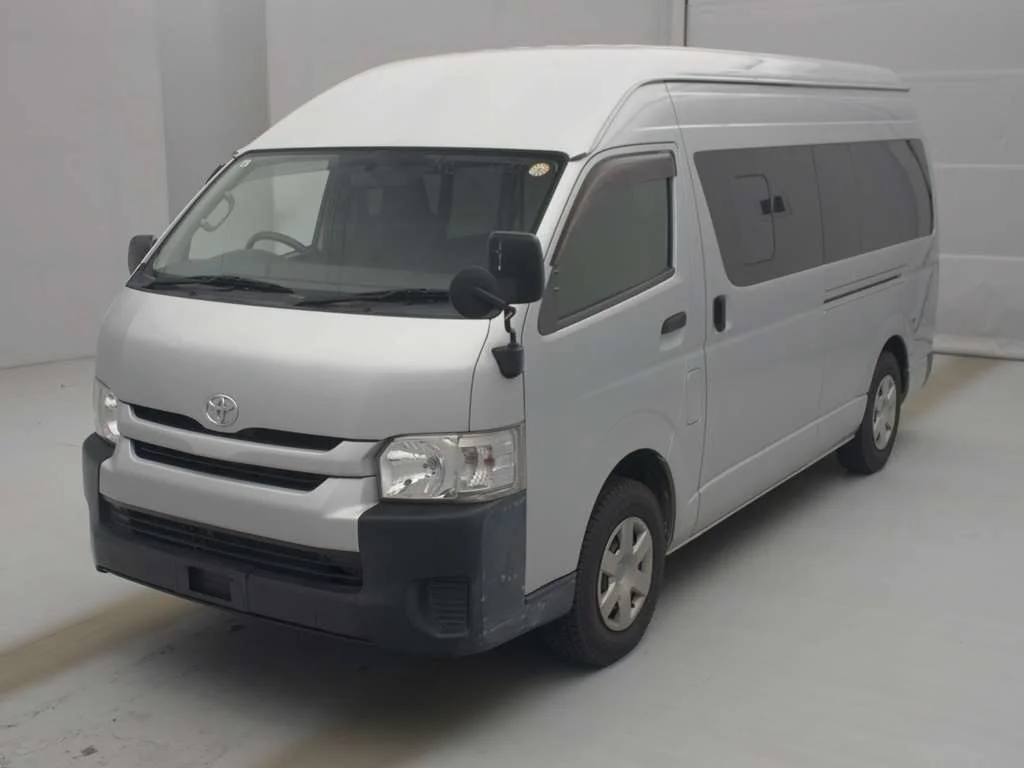 Toyota RegiusAce 2016