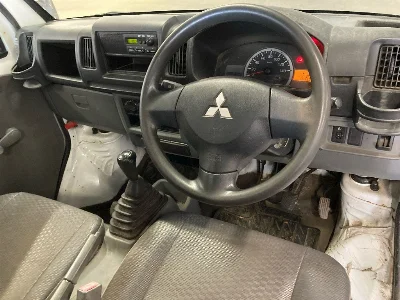 Mitsubishi Minicab Truck