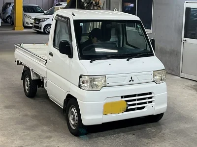 Mitsubishi Minicab Truck