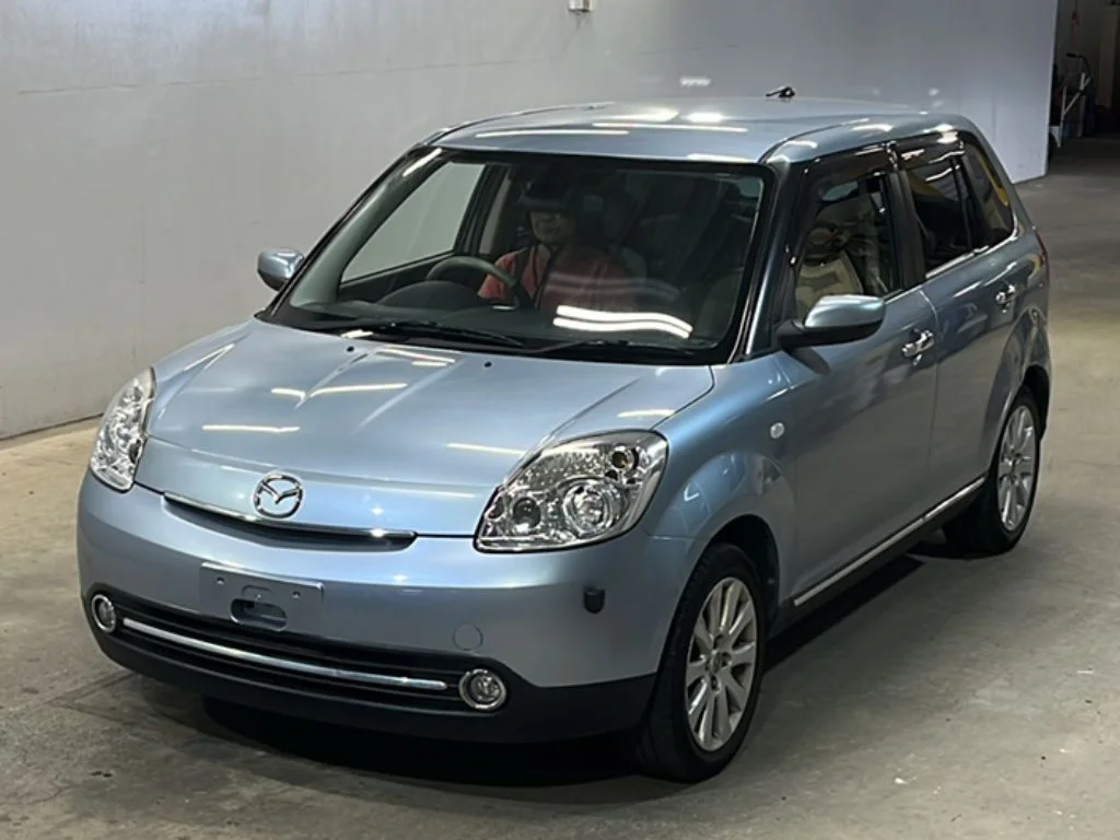 Mazda Verisa 2012