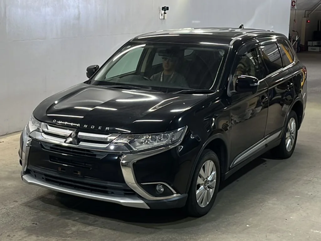 Mitsubishi Outlander  с аукциона в Японии