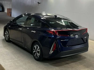 Toyota Prius PHV