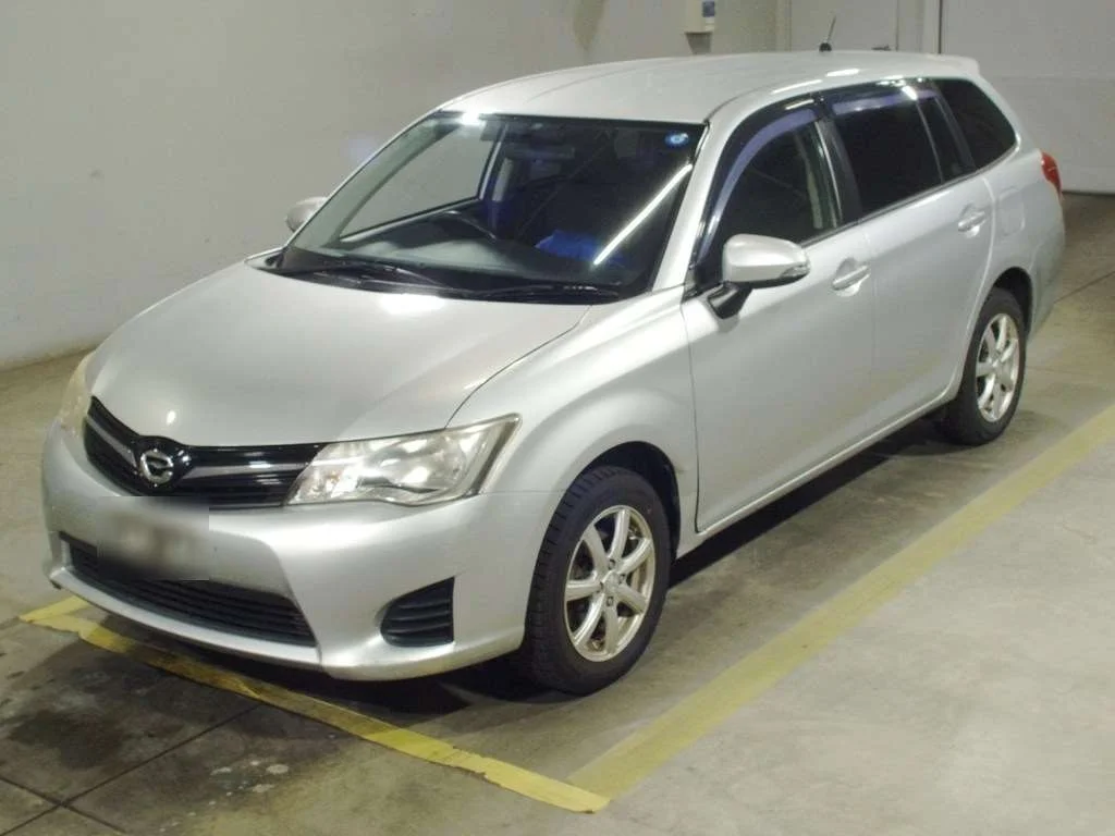 Toyota Corolla Fielder 2012