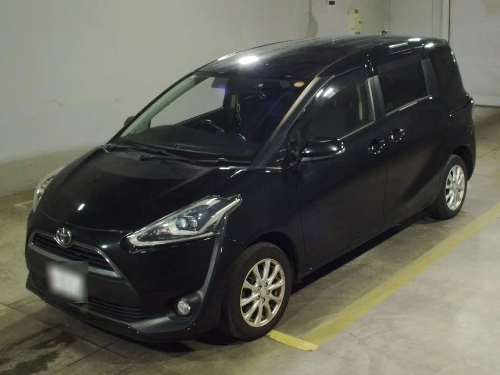 Toyota Sienta  с аукциона в Японии