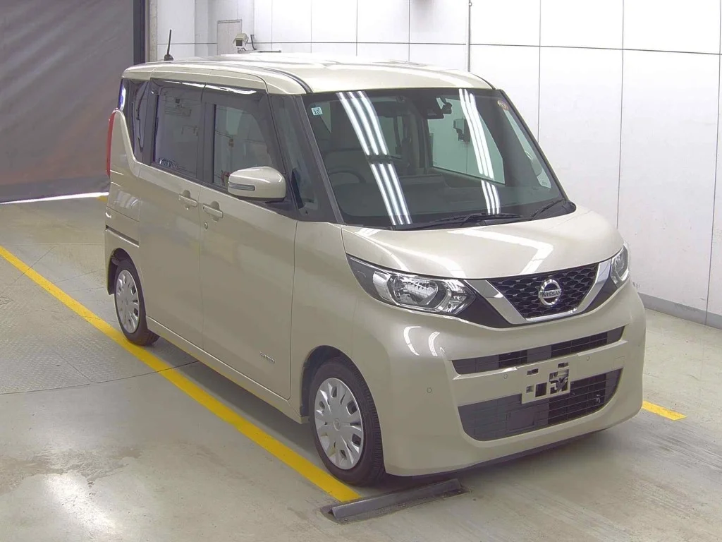 Nissan Roox 2021