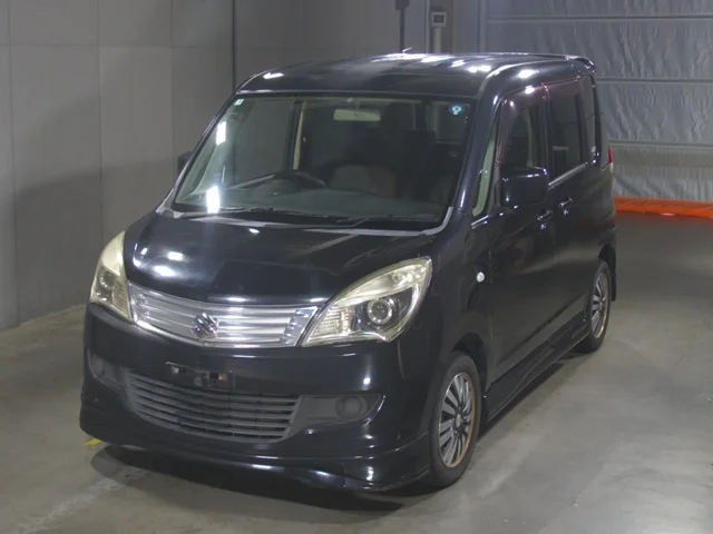 Suzuki Solio 2011