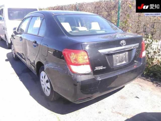 Toyota Corolla Axio 2013