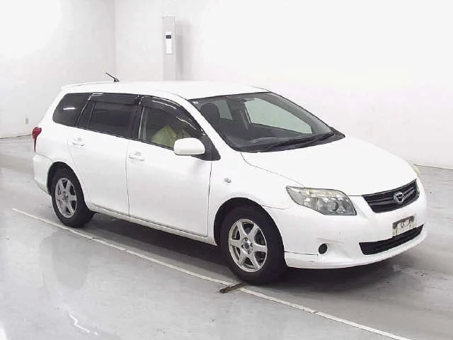 Toyota Corolla Fielder 2011