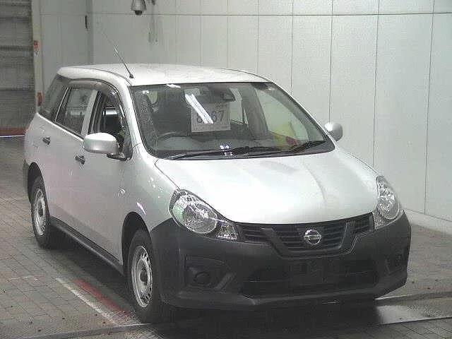 Nissan AD 2019