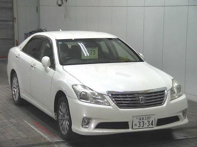 Toyota Crown 2010