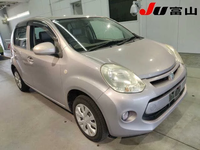 Toyota Passo 2015