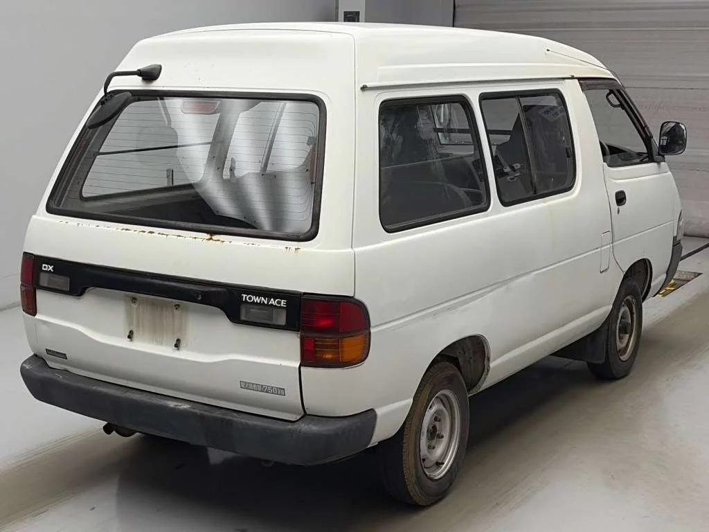 Toyota TownAce  с аукциона в Японии