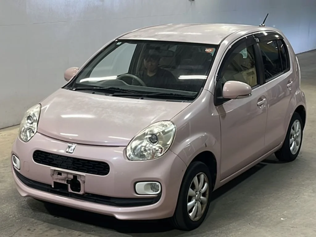 Toyota Passo 2014