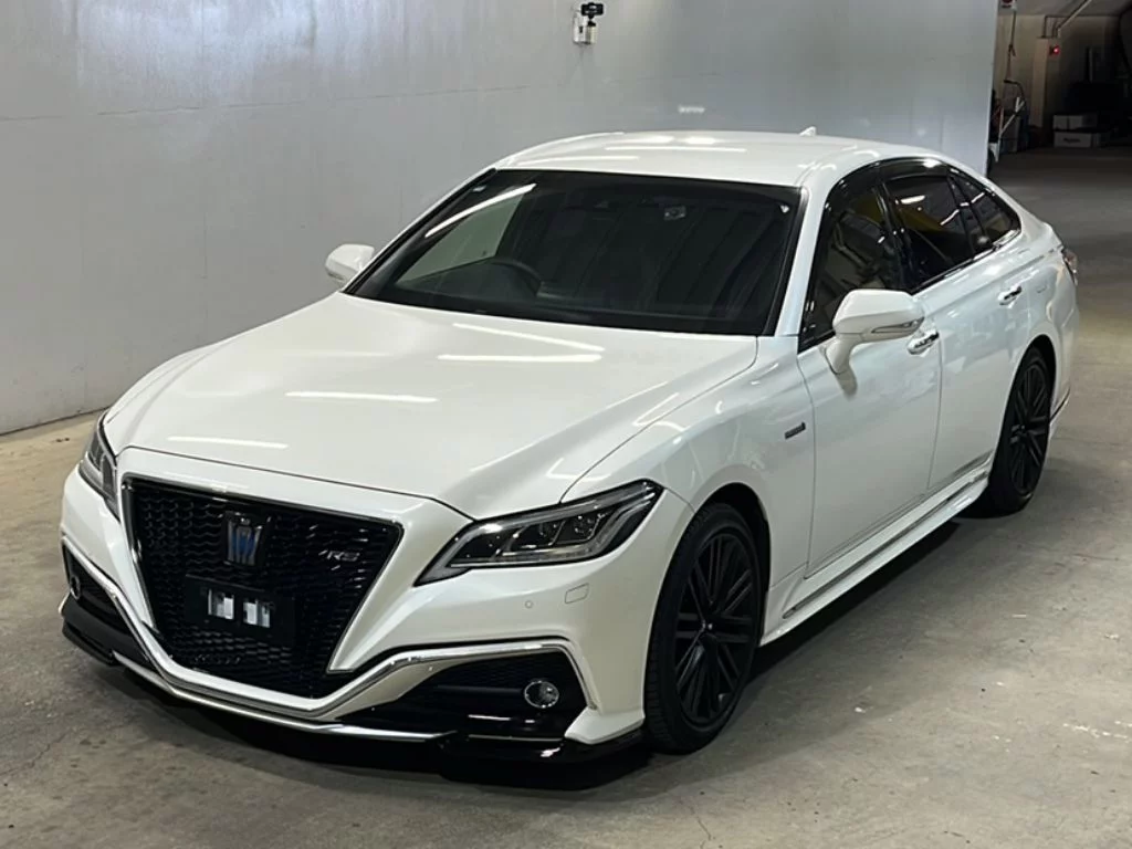 Toyota Crown 2018