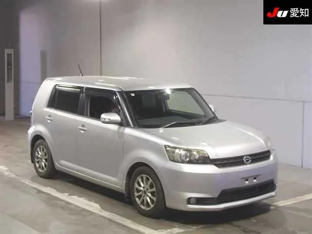 Toyota Corolla Rumion 2010