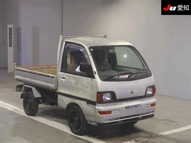 Mitsubishi Minicab Truck  с аукциона в Японии