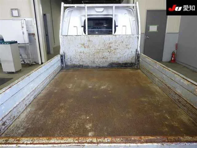 Mitsubishi Minicab Truck  с аукциона в Японии