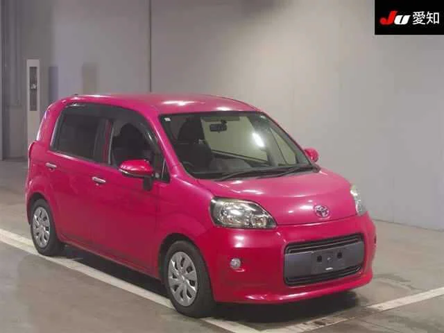 Toyota Porte 2015