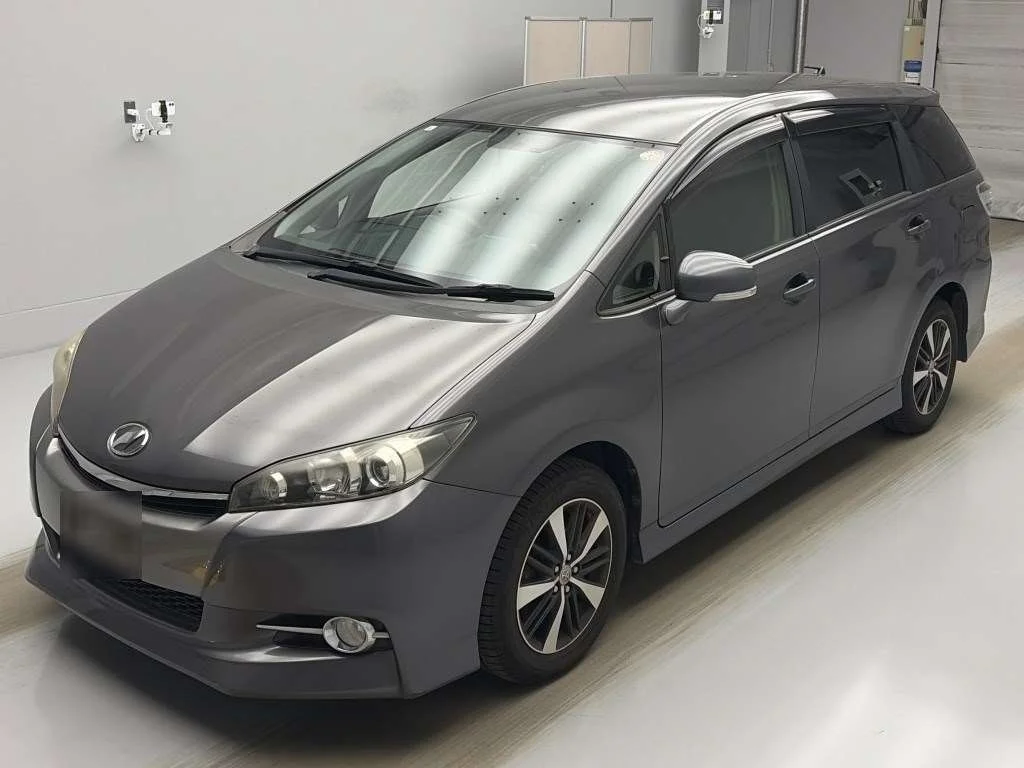Toyota Wish 2013