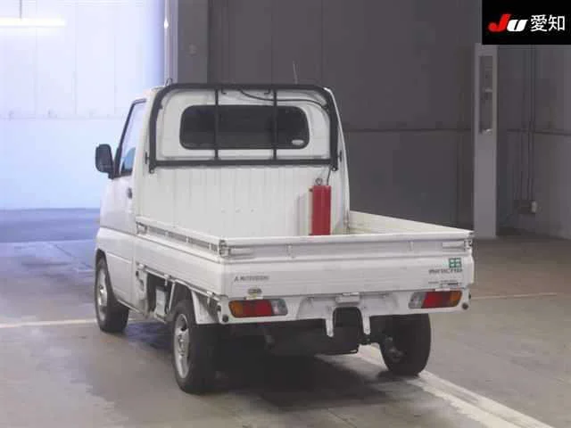 Mitsubishi Minicab Truck  с аукциона в Японии