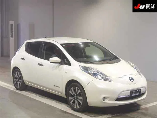 Nissan Leaf  с аукциона в Японии