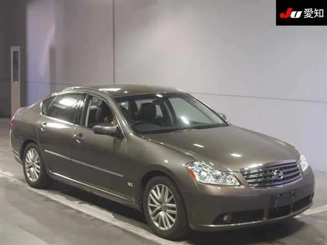 Nissan Fuga 2005